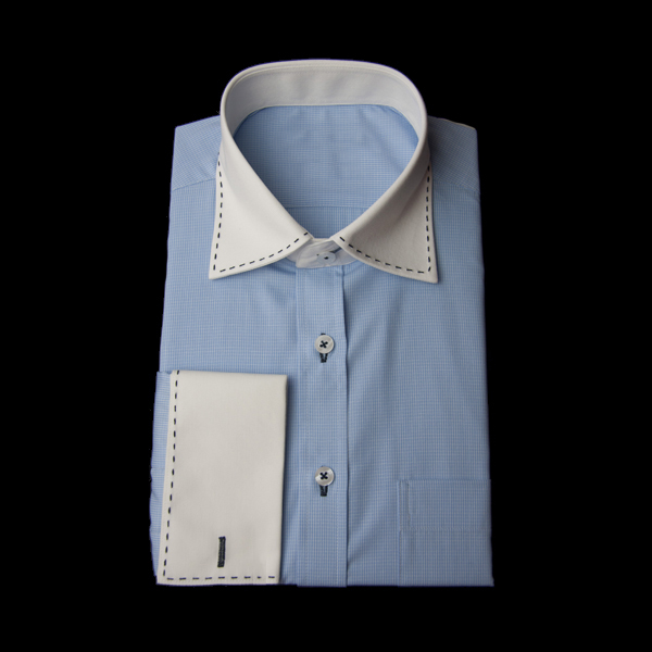 ブルーのチェック柄 セミワイドカラーダブルカフス（フレンチカフス）のワイシャツ