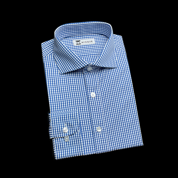 ブルーチェックのワイドカラーシャツ