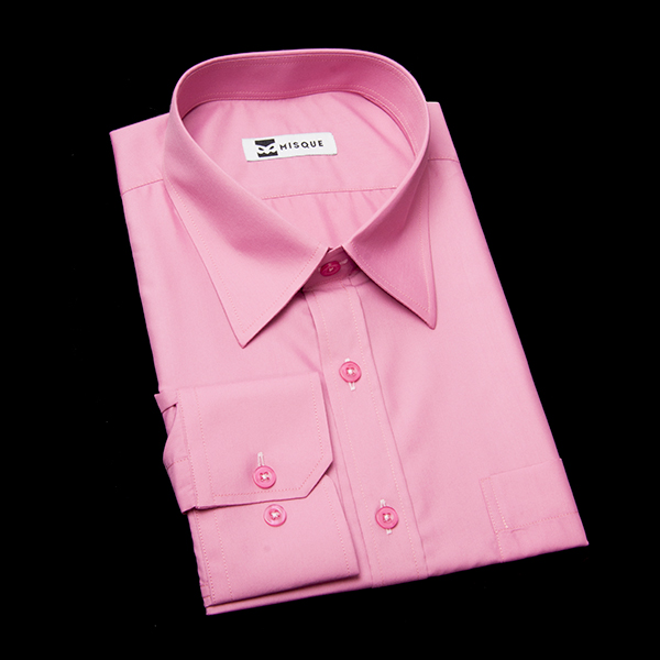 ピンクの無地柄 レギュラーカラーレギュラー　角落ち（カットオフ）のワイシャツ