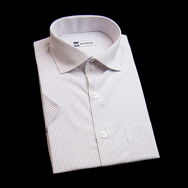 パープルのストライプ柄 ワイドカラー　ドゥエボットーニ半袖のワイシャツ